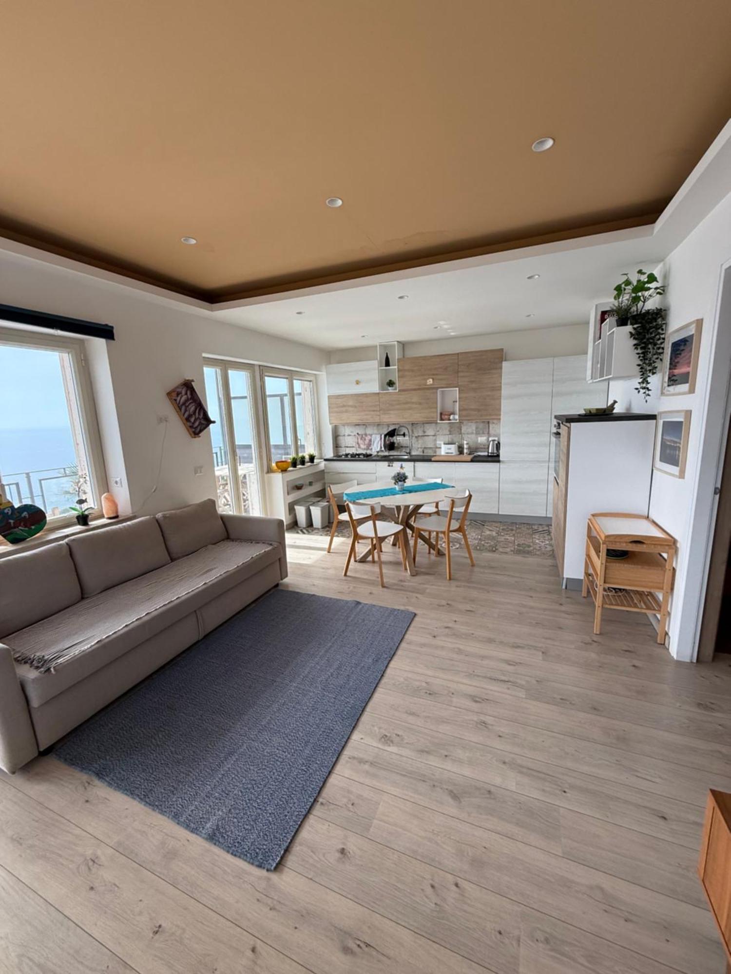 Casa Vitale Aci Castello Luaran gambar